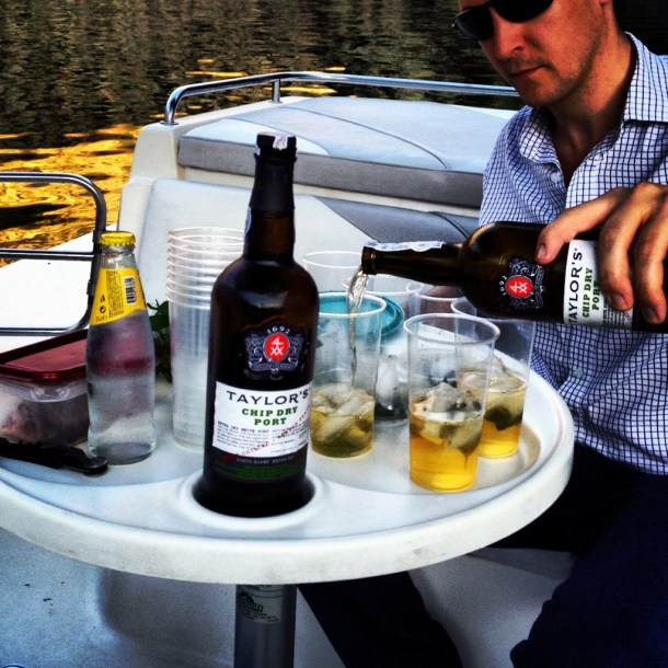 taylor's chip dry white port cocktail