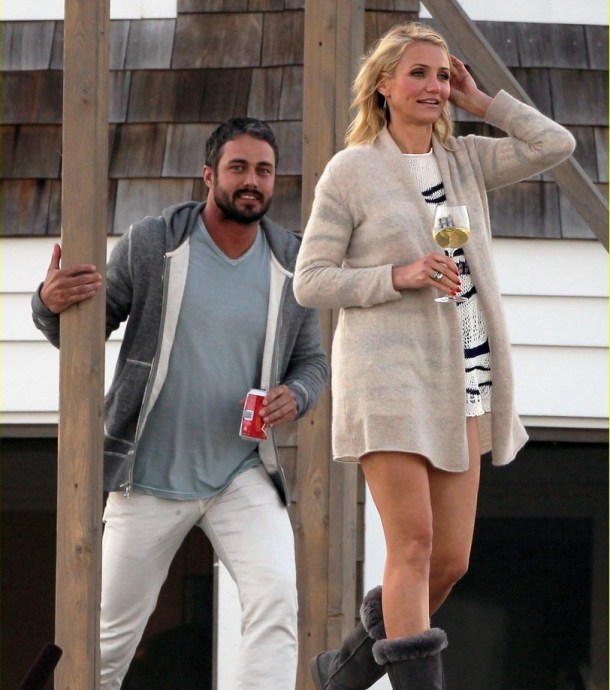 cameron-diaz-taylor-kinney-wine-other-woman