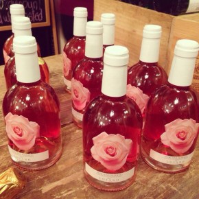 happy valentine happy&nbsp;hour!