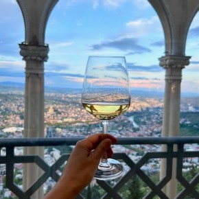 5 reasons to try georgian&nbsp;wine